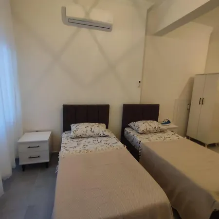 Yes 1 Merkez Apartment *